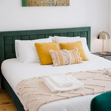 Chimney Luxury House With Ac Oporto