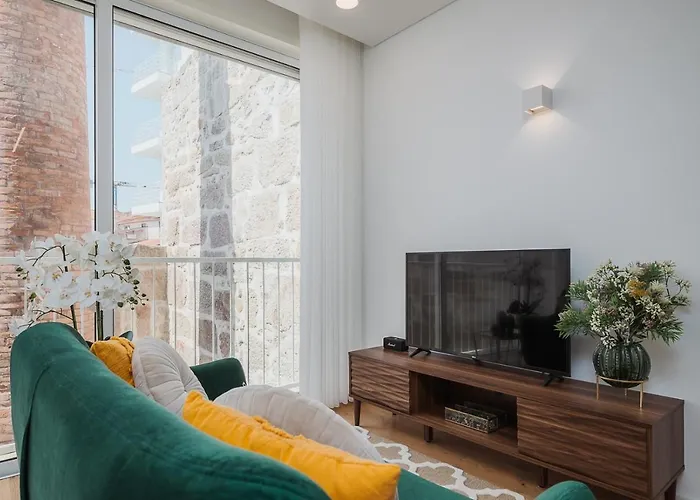 Chimney Luxury House With Ac Daire