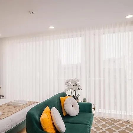 Chimney Luxury House With Ac Apartment Porto