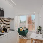 Chimney Luxury House With Ac *